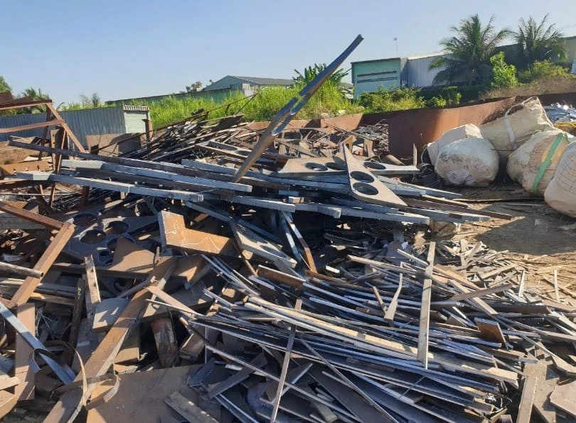 Thu mua phế liệu kim loại
